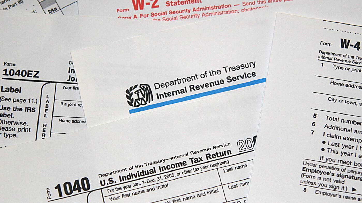 IRS Staff Cuts Linked to Drop in Tax Collections, Report Finds